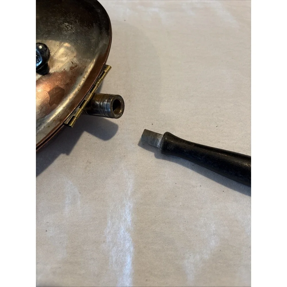Vintage SHEFFIELD LION Oval Silent Butler Crumb Catcher Silver Plate HINGED LID